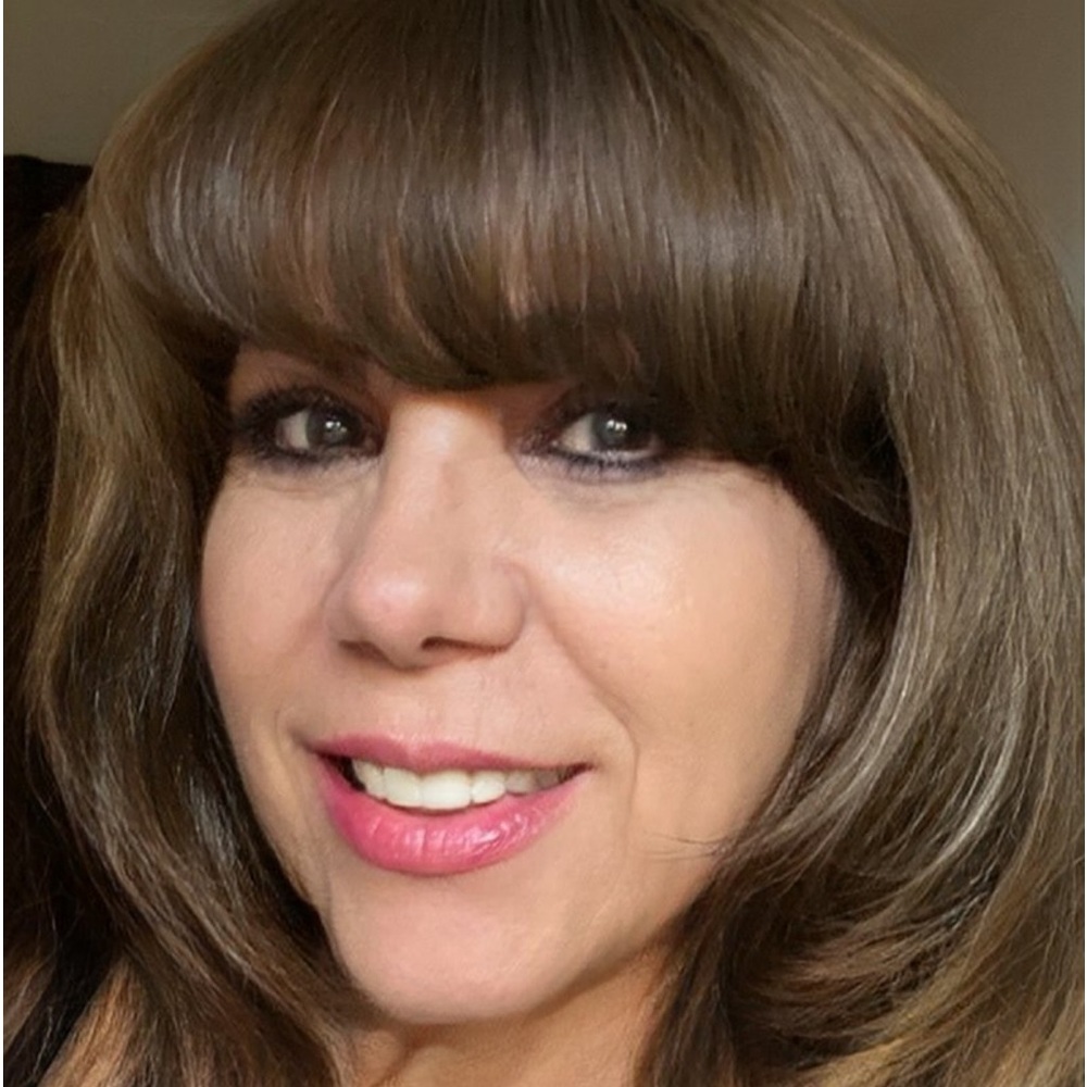 Meet your Posher, Maríamparo
